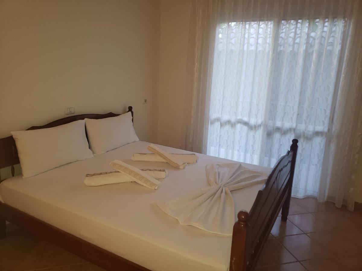 Vila Papa Durres Exterior photo